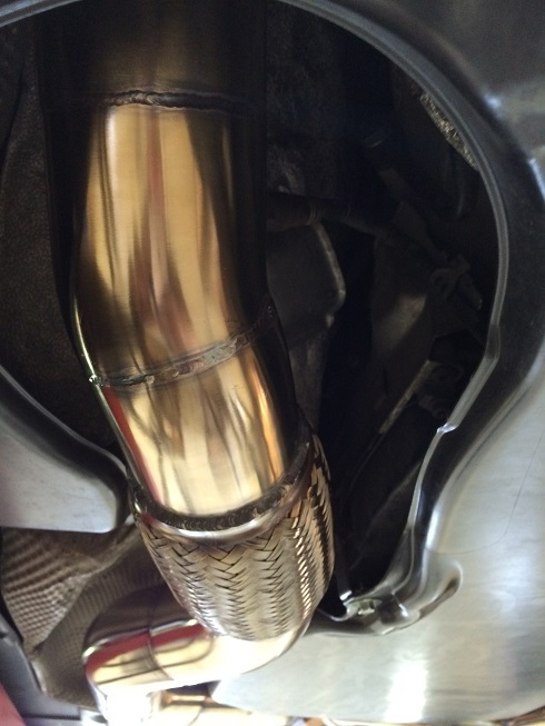 Mercedes AMG V8 exhaust pipe welding